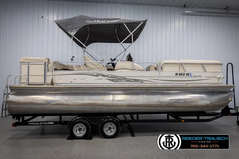 Slide: The Image of Sun Tracker 22 Party Barge 2005 - 5