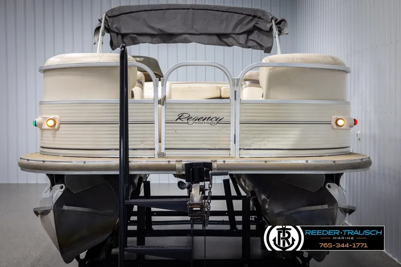 Slide: The Image of Sun Tracker 22 Party Barge 2005 - 8