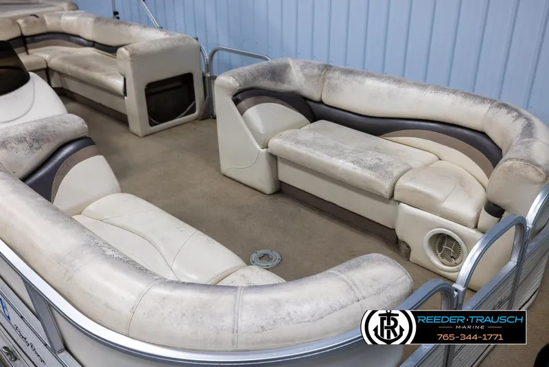 Slide: The Image of Sun Tracker 22 Party Barge 2005 - 9