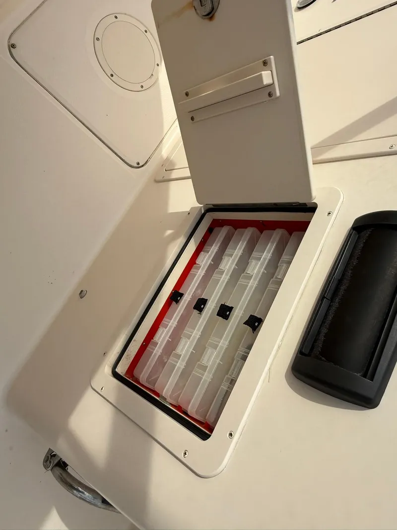 Slide: The Image of Grady-White Tournament 225 2005 - 16