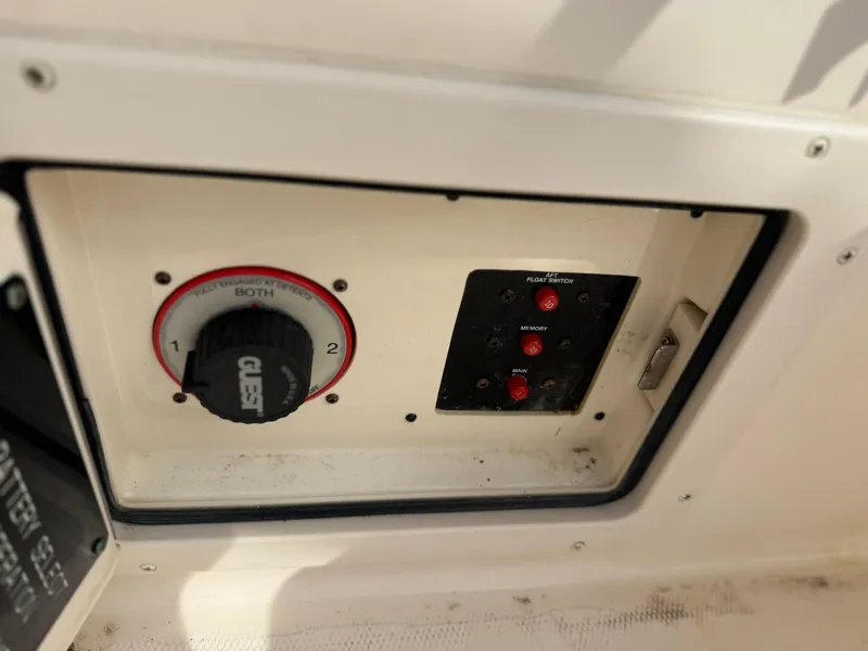 Slide: The Image of Grady-White Tournament 225 2005 - 20