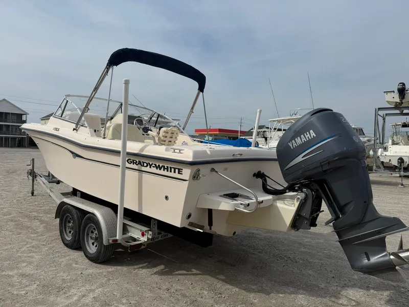 Slide: The Image of Grady-White Tournament 225 2005 - 5