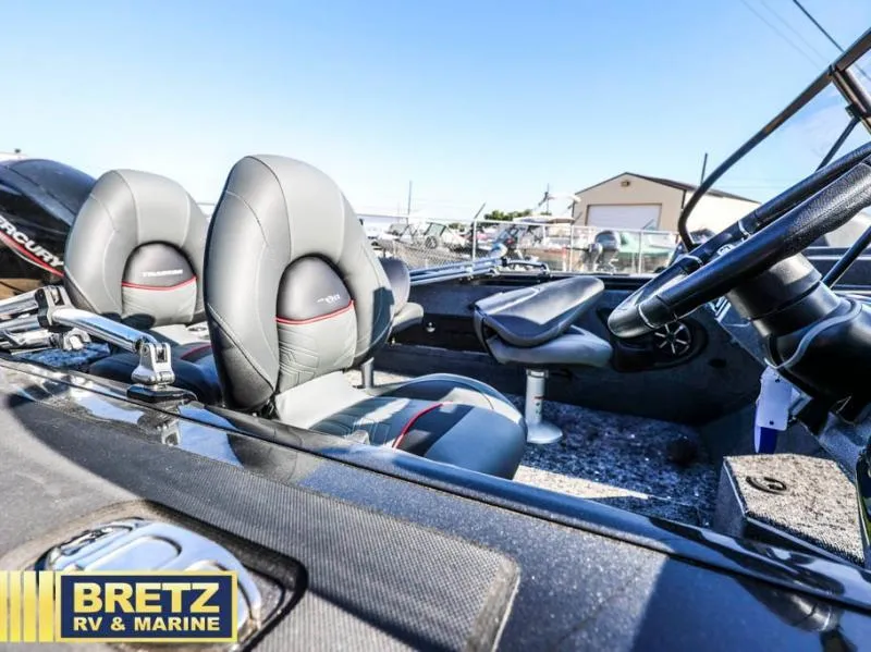 Slide: The Image of Targa V-18 Combo 2025 - 16