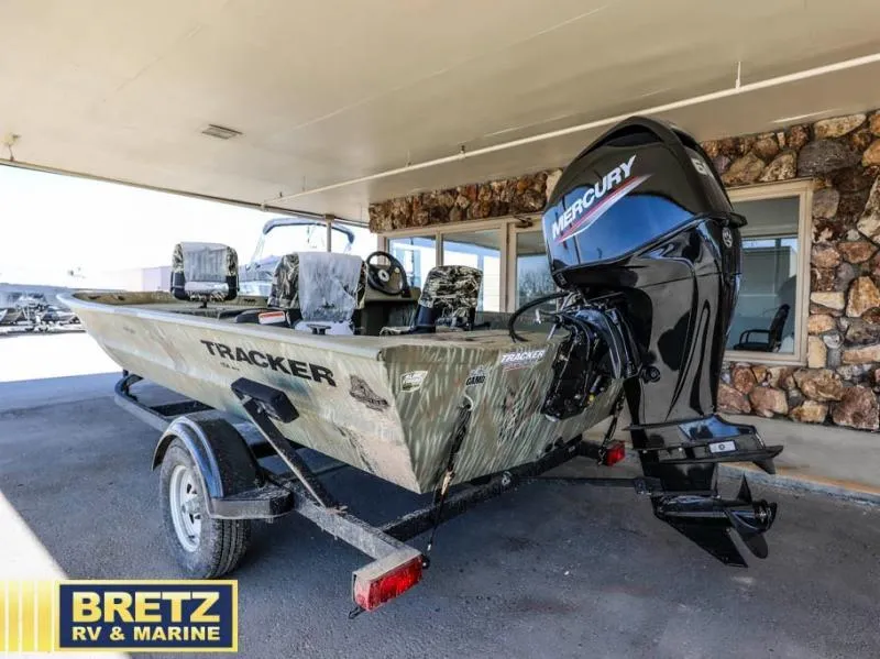 Slide: The Image of 2025 Grizzly 1754 SC boat with Mercury engine on trailer at Bretz RV & Marine. - 5