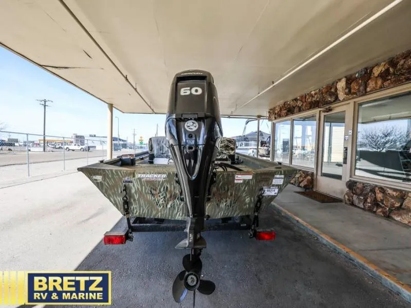 Slide: The Image of 2025 Grizzly 1754 SC boat with 50 HP motor at Bretz RV & Marine dealership. - 6
