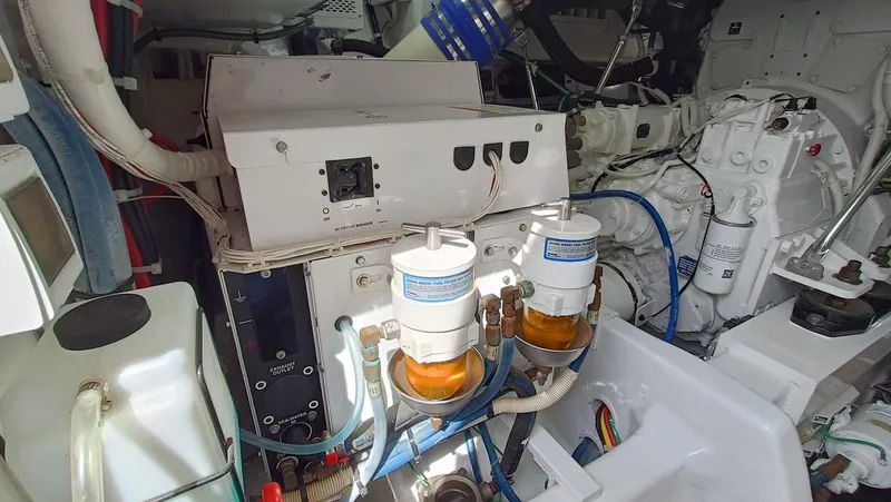 Slide: The Image of Viking 62 Enclosed Bridge 2018 - 63