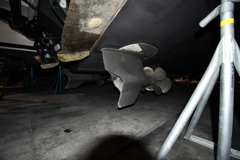 Slide: The Image of Cruisers Yachts 390 Sports Coupe 2012 - 54