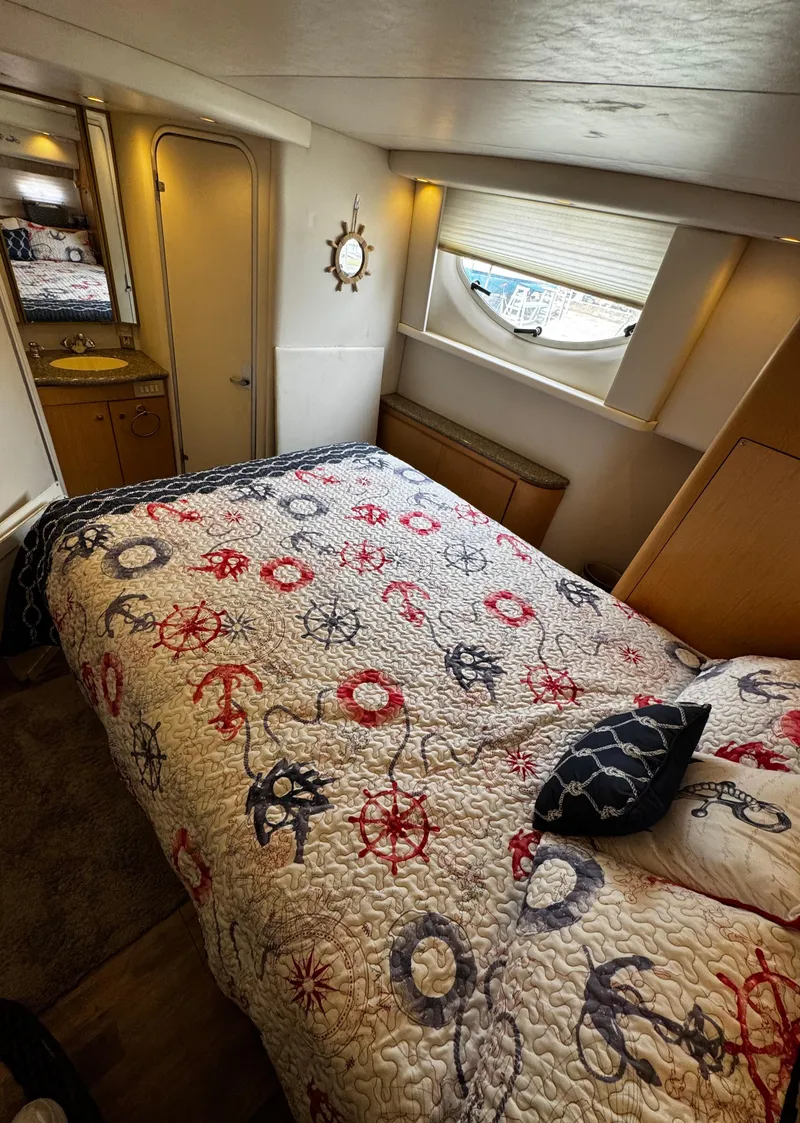 Slide: The Image of 1998 Maxum 4100 SCA - 106