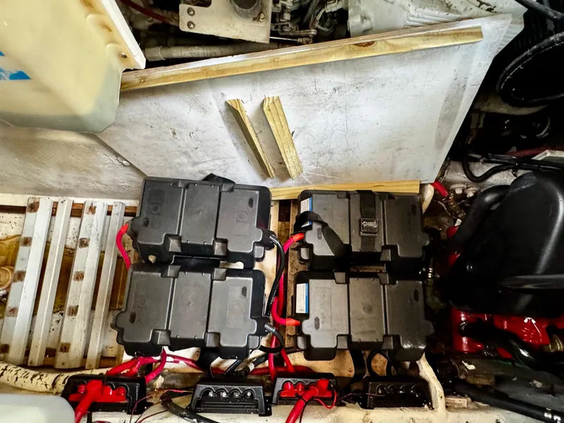 Slide: The Image of 1998 Maxum 4100 SCA - 115