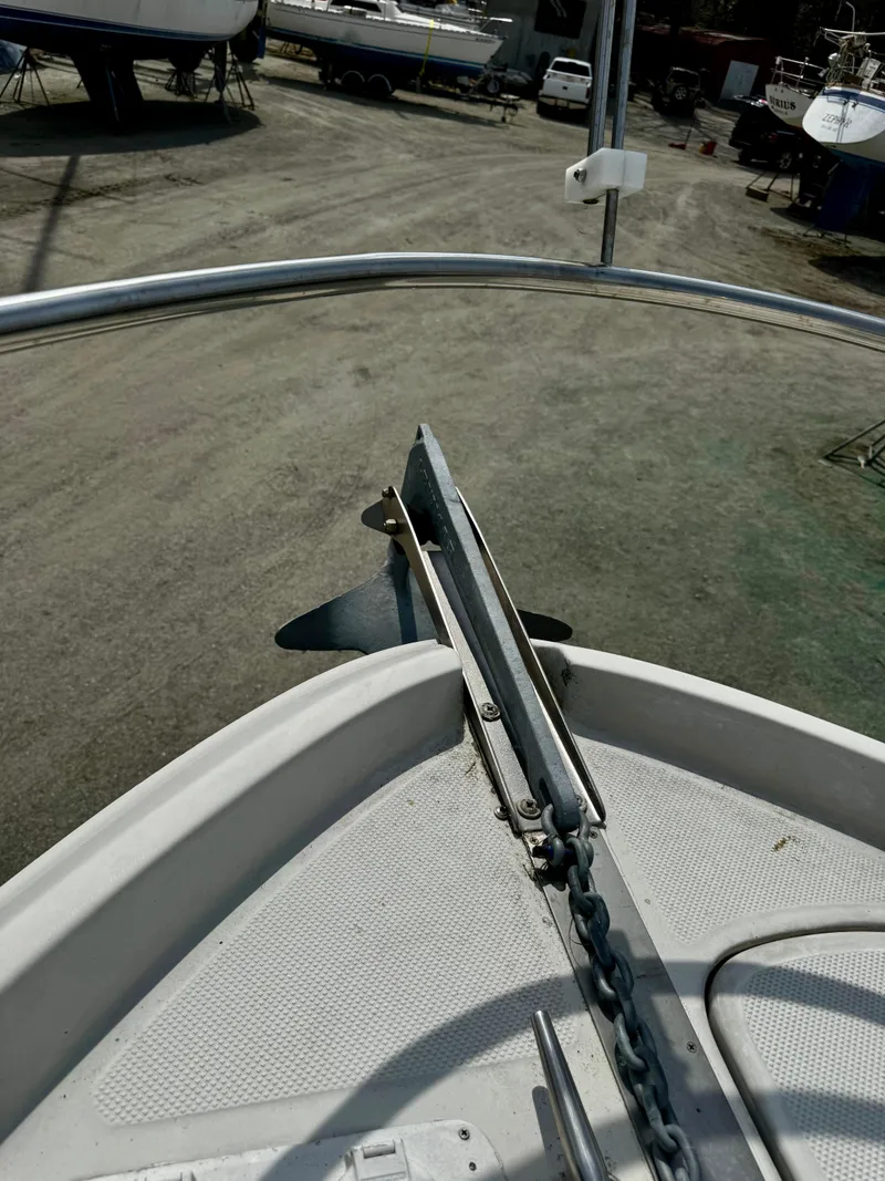 Slide: The Image of 1998 Maxum 4100 SCA - 12