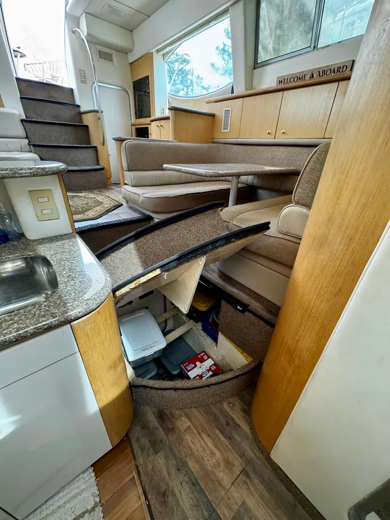 Slide: The Image of 1998 Maxum 4100 SCA - 70