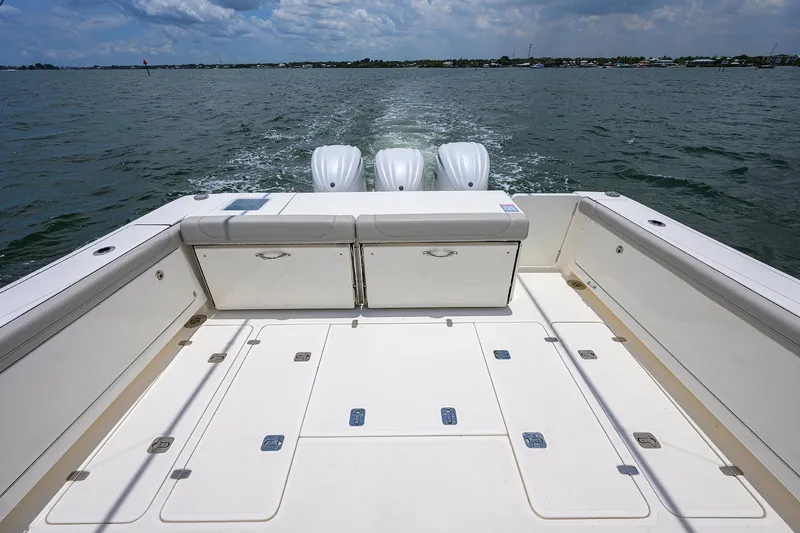 Slide: The Image of Pursuit 38 OUTTA HERE - Cockpit & Engines - 21