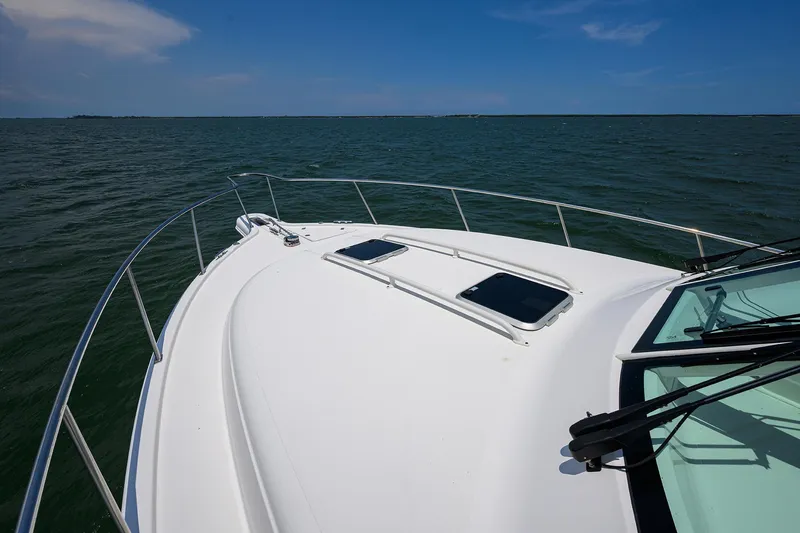 Slide: The Image of Pursuit 38 OUTTA HERE - Bow - 30