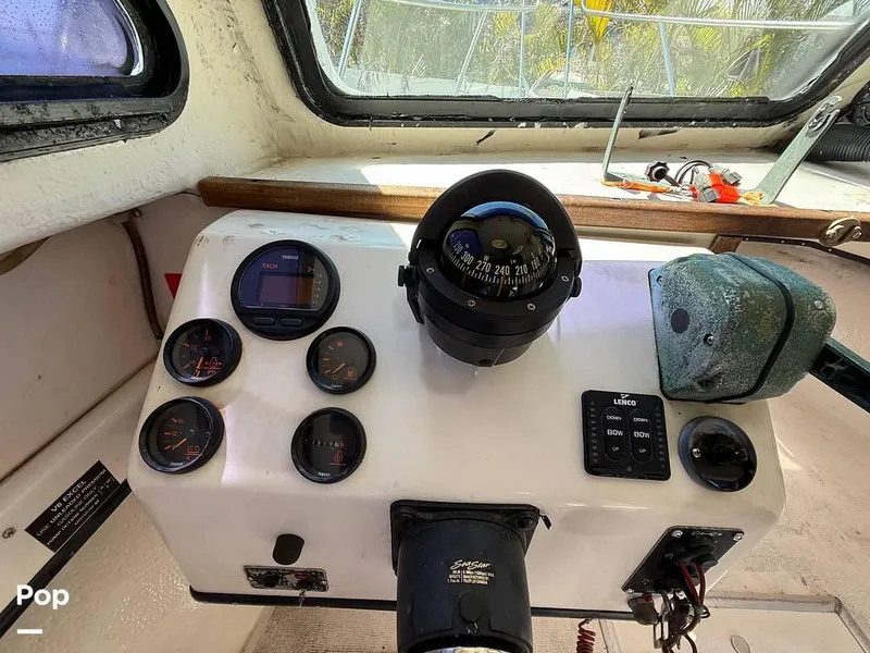 Slide: The Image of 1988 C-Hawk 25 for sale in Tampa, FL - 20