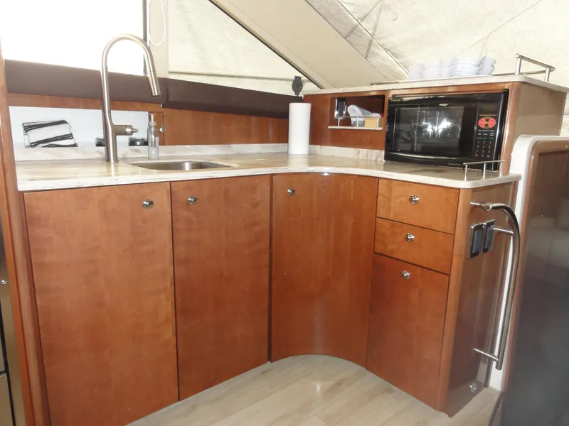 Slide: The Image of Meridian 441 Sedan 2009 - 50