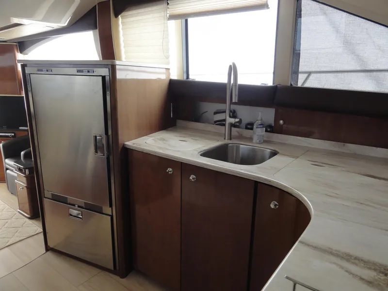 Slide: The Image of Meridian 441 Sedan 2009 - 62