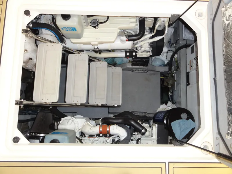 Slide: The Image of Meridian 441 Sedan 2009 - 68