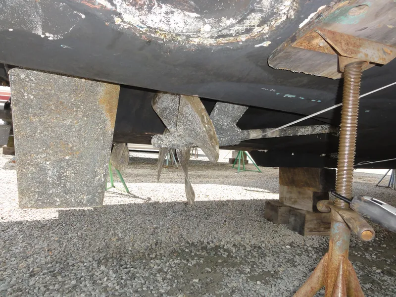 Slide: The Image of Meridian 441 Sedan 2009 - 82