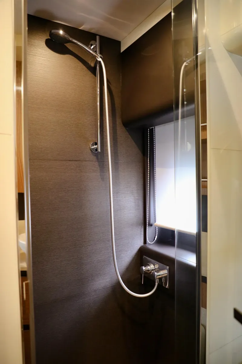 Slide: The Image of Absolute 50 Fly 2019 - 58