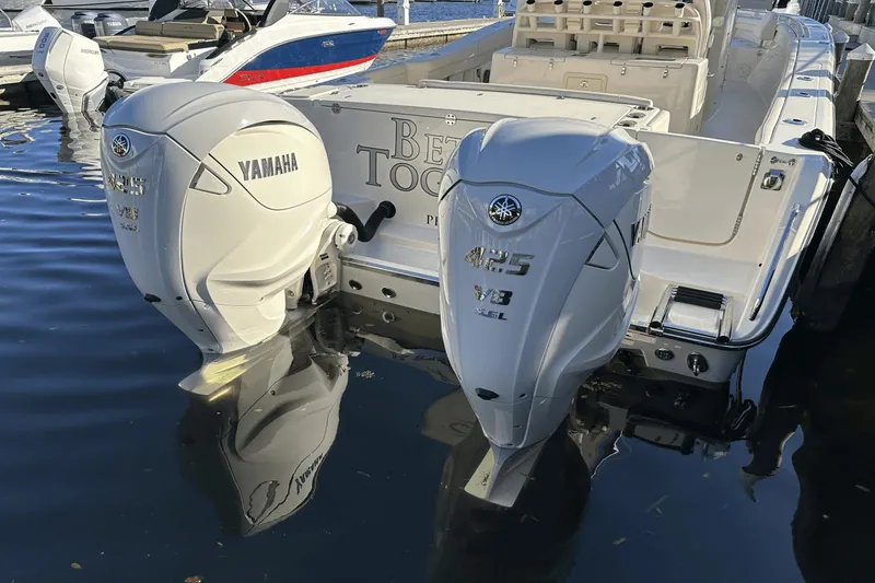 Slide: The Image of Grady-White 336 Canyon 2023 - 3