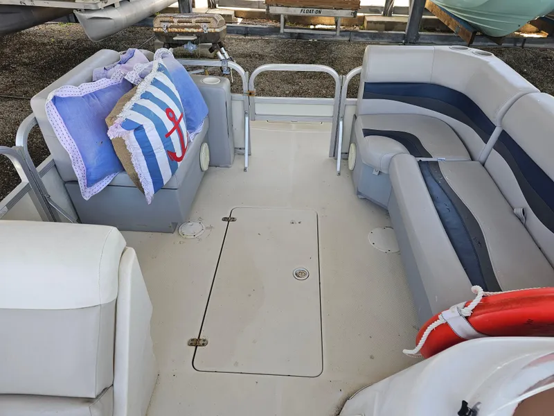 Slide: The Image of Southwind 201 FS 2007 - 10