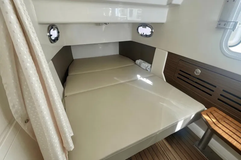 Slide: The Image of Boston Whaler 360 Outrage 2023 - 35