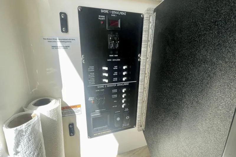 Slide: The Image of Boston Whaler 360 Outrage 2023 - 42