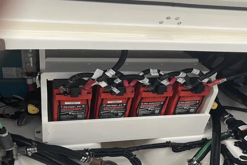 Slide: The Image of Boston Whaler 360 Outrage 2023 - 45