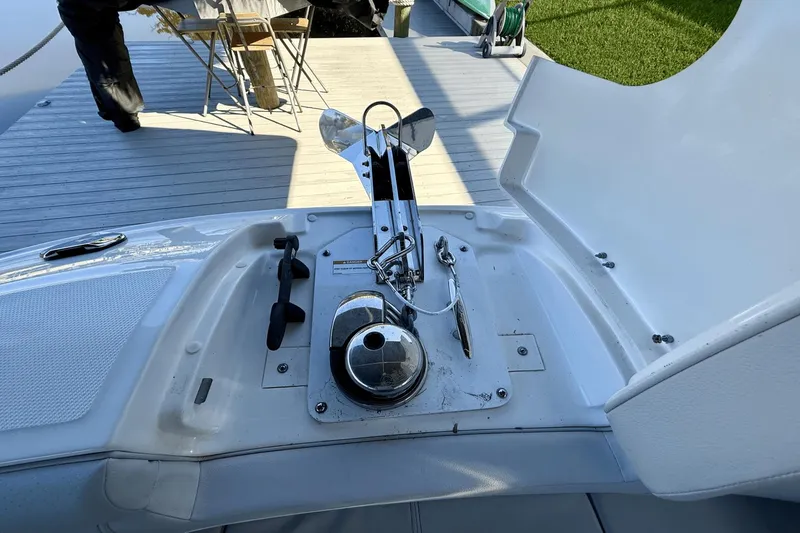 Slide: The Image of Sea Ray 290 SDX OB 2023 - 45