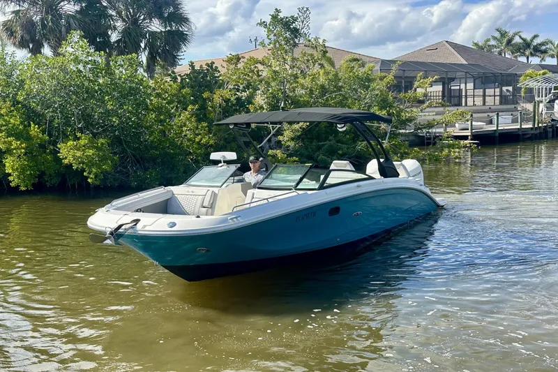 Slide: The Image of Sea Ray 290 SDX OB 2023 - 7