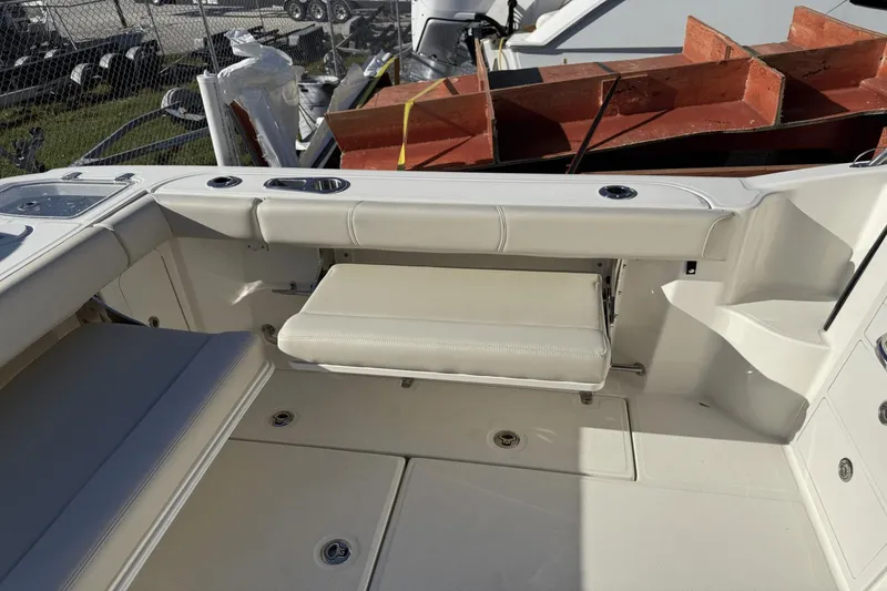 Slide: The Image of Boston Whaler 285 Conquest 2024 - 25
