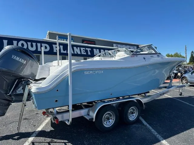 Slide: The Image of Sea Fox 228 Traveler 2025 - 4