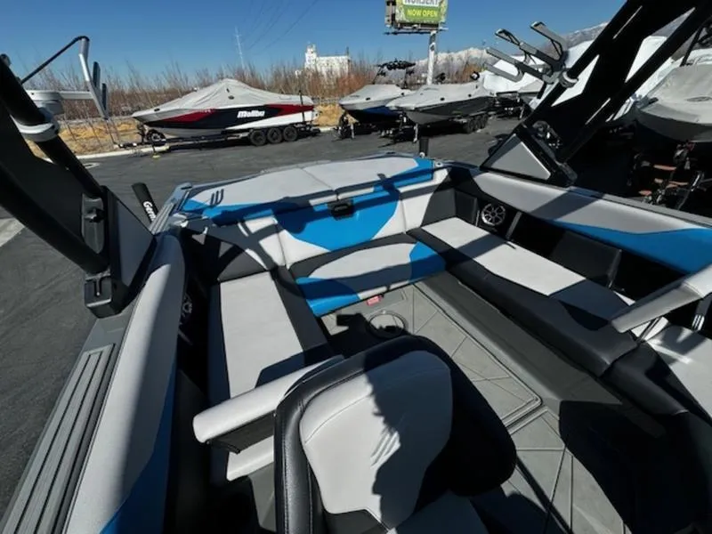 Slide: The Image of ATX 22 Type-S 2020 - 8