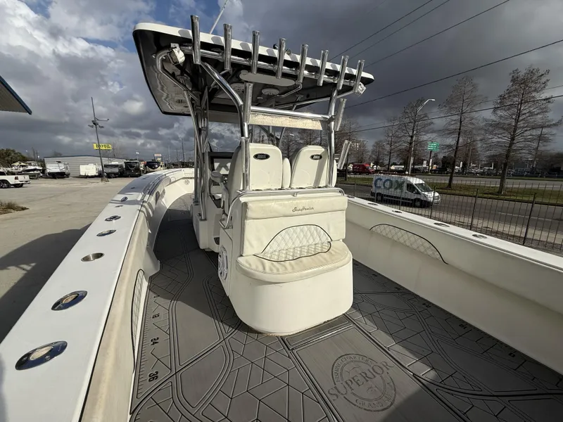 Slide: The Image of Sea Hunter 41 CC 2006 - 3