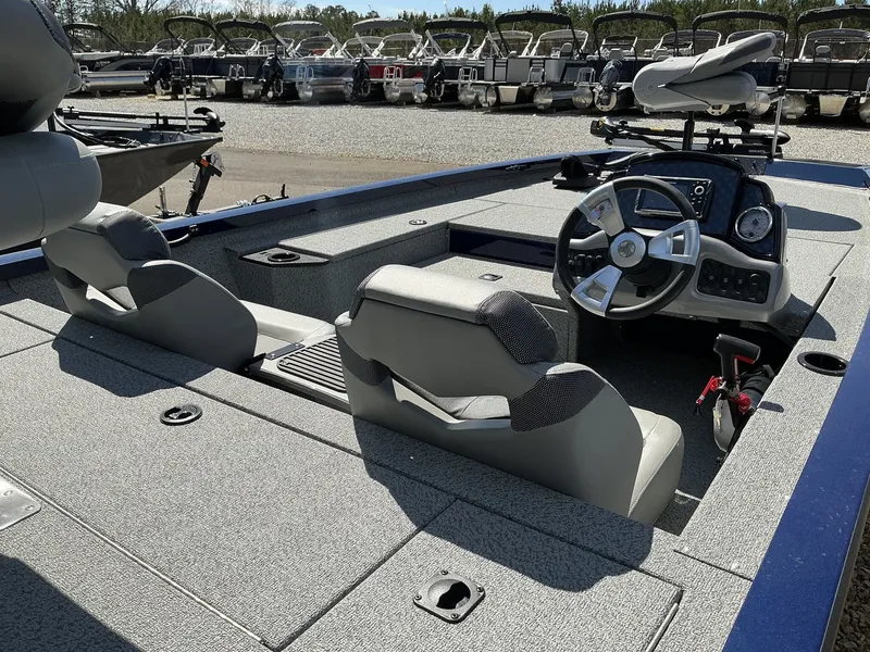 Slide: The Image of G3 Sportsman 1810 2025 - 6