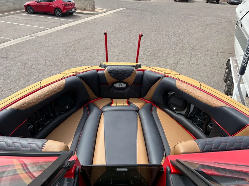 Slide: The Image of Centurion Ri245 2025 - 9