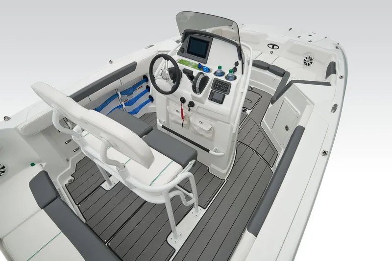 Slide: The Image of Tahoe 2150 CC 2025 - 47