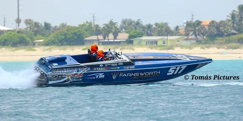 Slide: The Image of 2003 Ultimate Warlock 29 World Class Offshore Race boat speeding on water. - 4