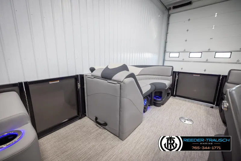 Slide: The Image of 2025 Avalon LSZ Vrl interior with modern seating and blue accent lighting. - 21