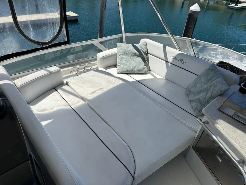 Slide: The Image of Sea Ray 47 Sedan Bridge 2008 - 20