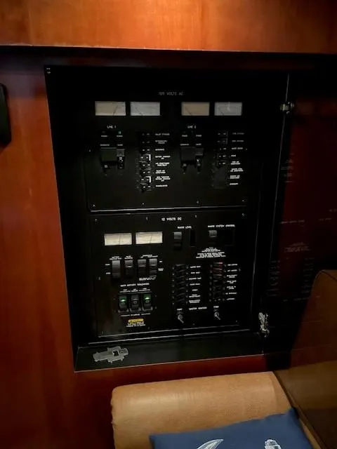 Slide: The Image of Electrical panel inside a 2005 Sea Ray 420 Sedan Bridge yacht. - 19