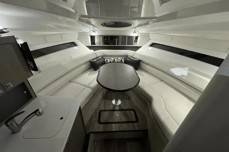 Slide: The Image of Monterey 295SY 2021 - 26