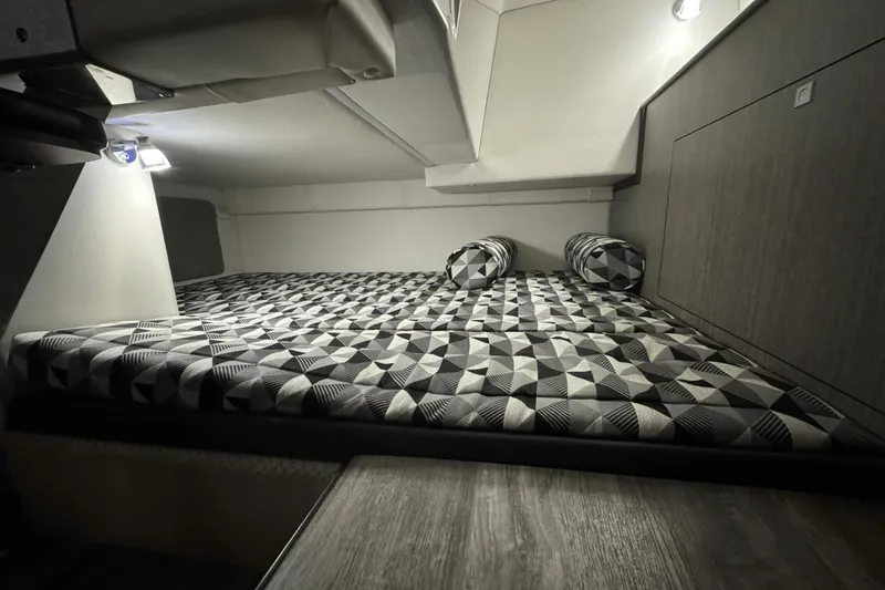 Slide: The Image of Monterey 295SY 2021 - 31