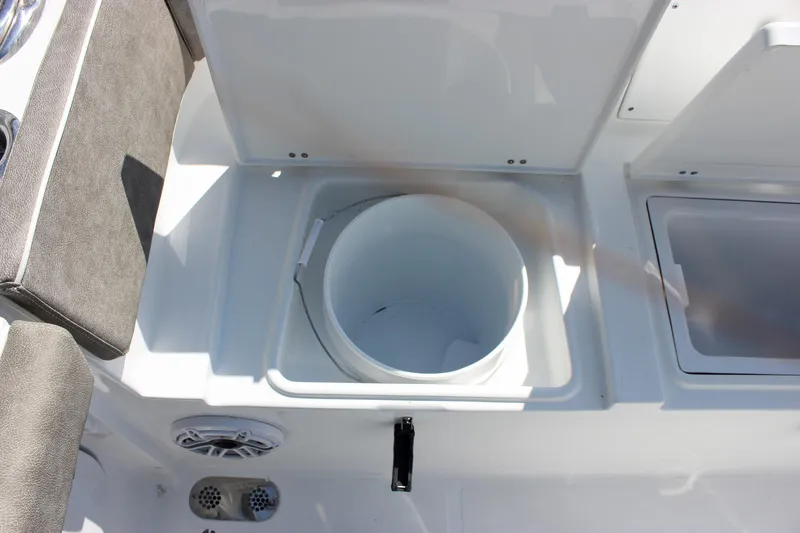 Slide: The Image of Livewell compartment on 2025 Sea Hunt Ultra 255 SE boat. - 17