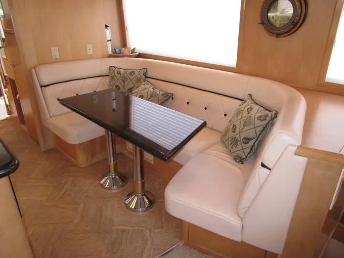 Slide: The Image of Dinette - 15