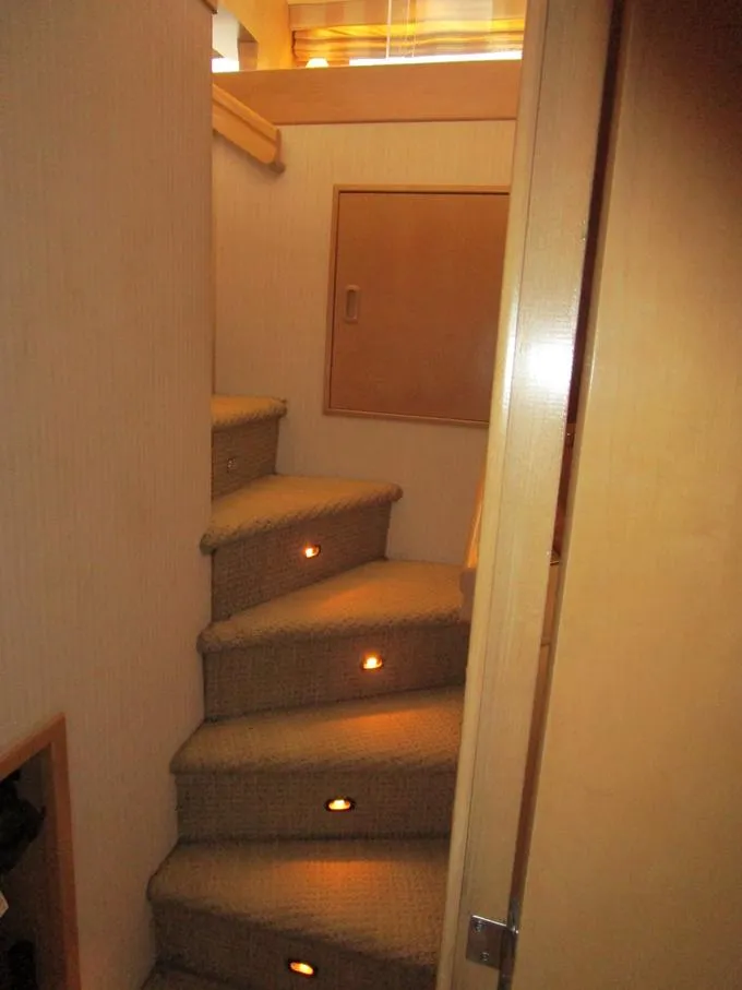 Slide: The Image of Rear Companionway Steps - 32