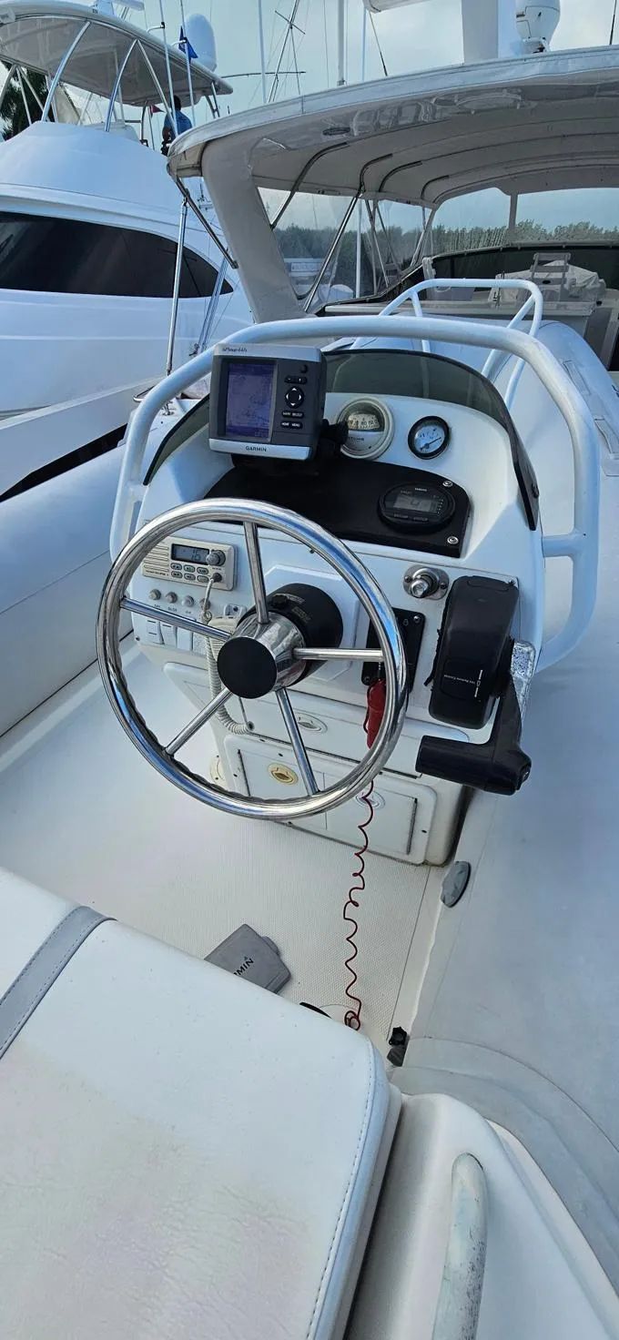 Slide: The Image of 14' Nautica Helm - 71
