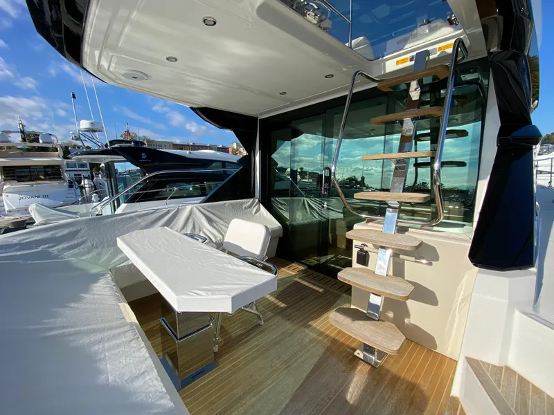 Slide: The Image of Beneteau Gran Turismo 50 Fly - 6