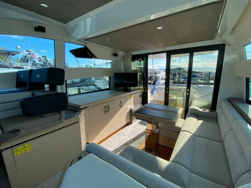 Slide: The Image of Beneteau Gran Turismo 50 Fly - 8