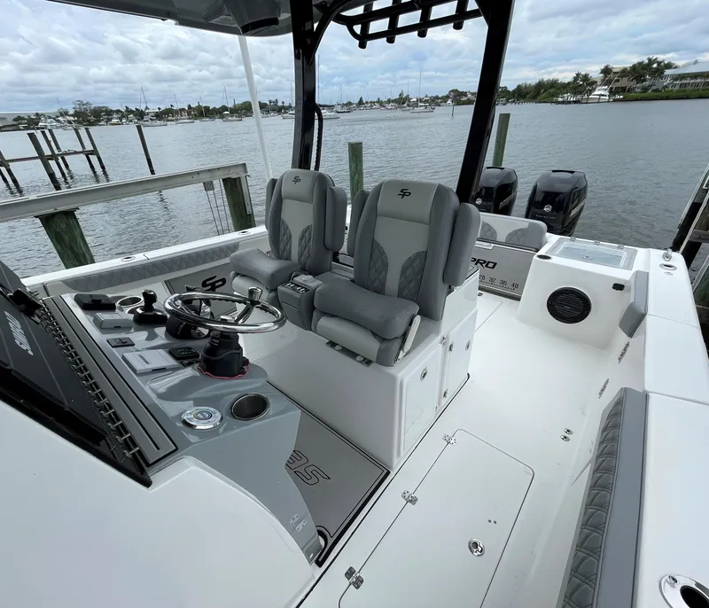 Slide: The Image of Sea Pro 320 DLX Dealer Demo- Helm Seating - 11